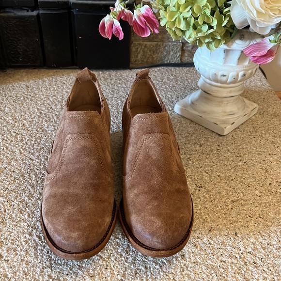 Soft Leather Upper Western Style Ankle Boot Size 6 🐴 - Picture 2 of 6